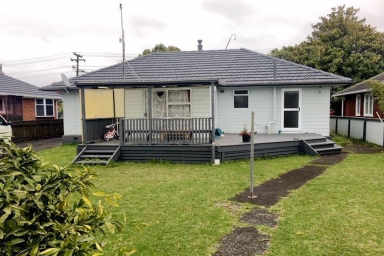 Photo of property in 641 Te Atatu Road, Te Atatu Peninsula, Auckland, 0610