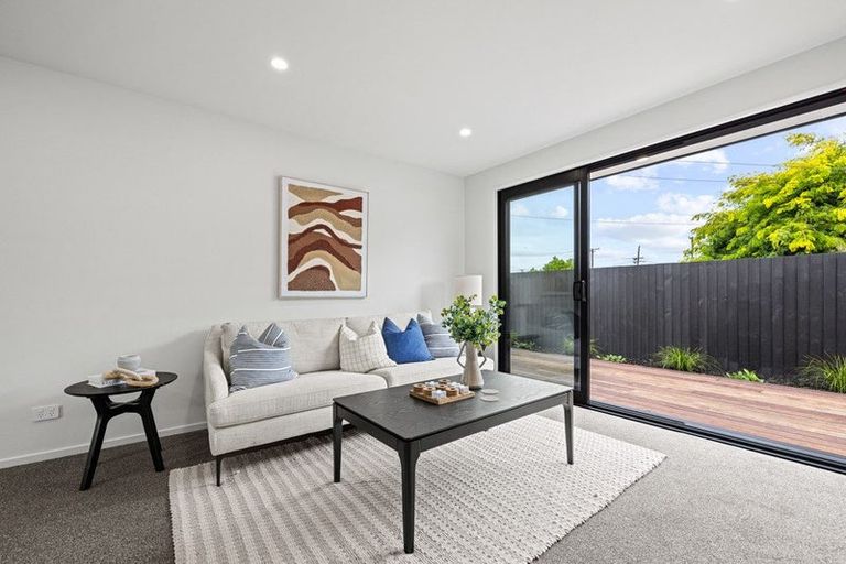 Photo of property in 1/7 Cossar Street, Burwood, Christchurch, 8083