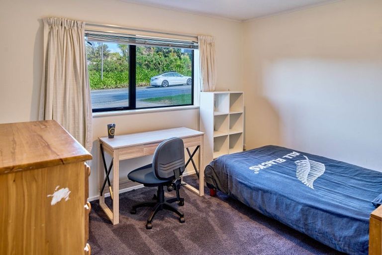 Photo of property in 301 Maungaraki Road, Maungaraki, Lower Hutt, 5010
