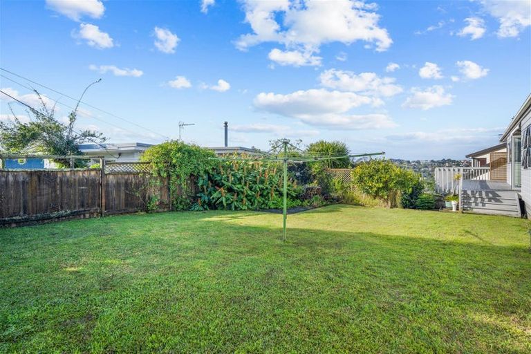 Photo of property in 1/37 Woodlands Crescent, Browns Bay, Auckland, 0630