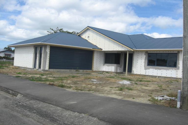 Photo of property in 1 Sedcole Street, Pahiatua, 4910