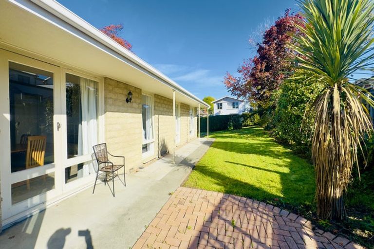 Photo of property in 11a Kitchener Square, Highfield, Timaru, 7910