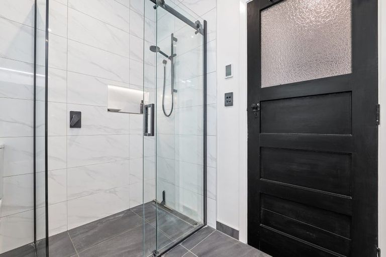 Photo of property in 12 Wilsons Road, Saint Martins, Christchurch, 8022