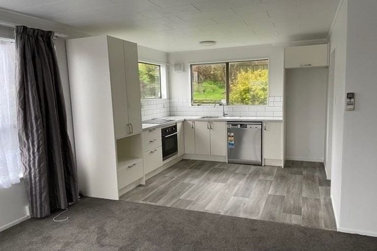 Photo of property in 6a Makatote Grove, Churton Park, Wellington, 6037