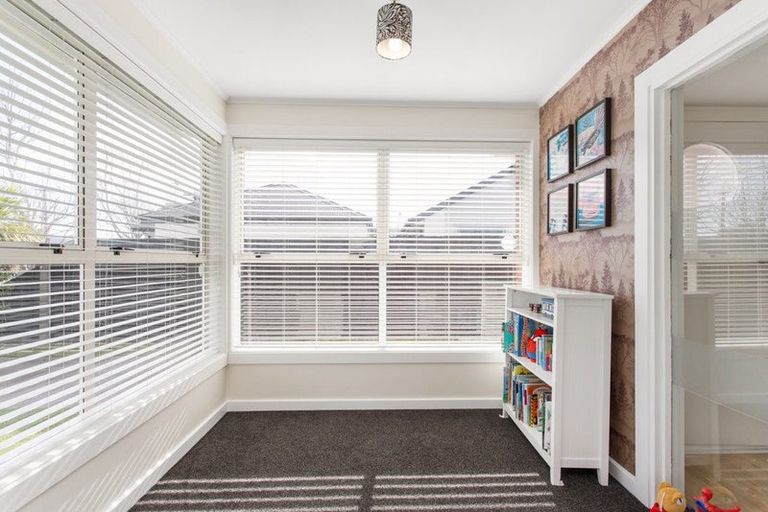 Photo of property in 25 Meadow Street, Papanui, Christchurch, 8052