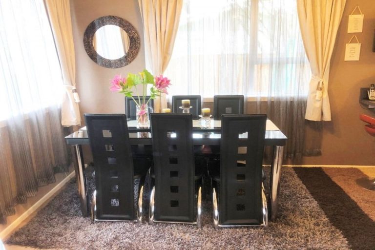 Photo of property in 7 Grenville Street, Levin, 5510