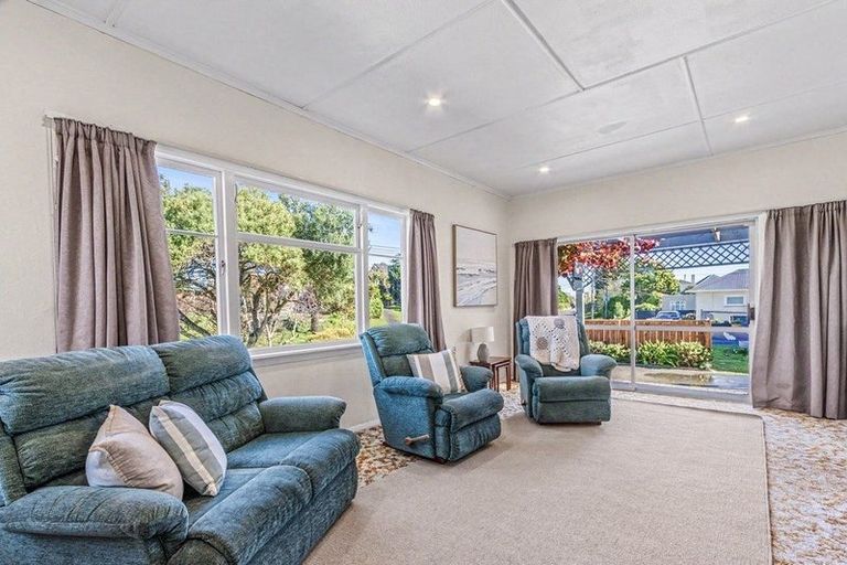Photo of property in 14 Toi Street, Tawhero, Whanganui, 4501
