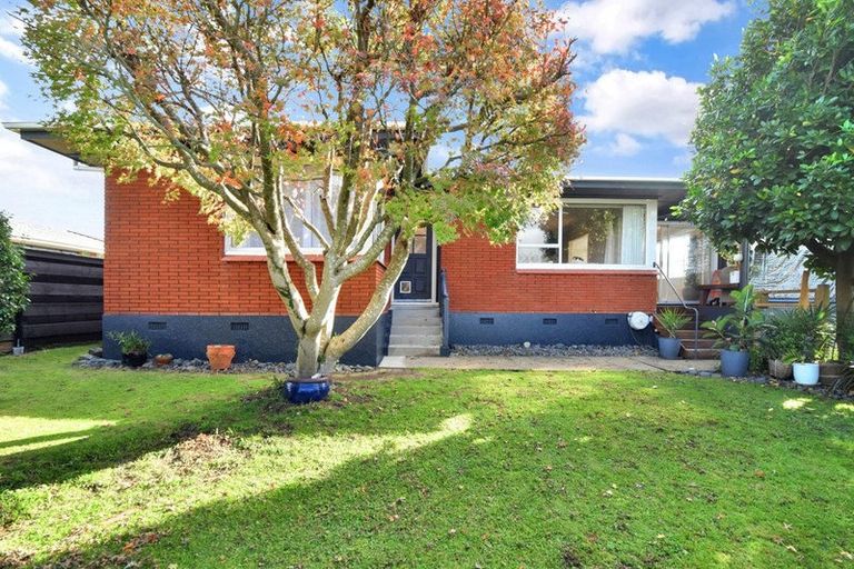 Photo of property in 23 Whitaker Street, Otumoetai, Tauranga, 3110