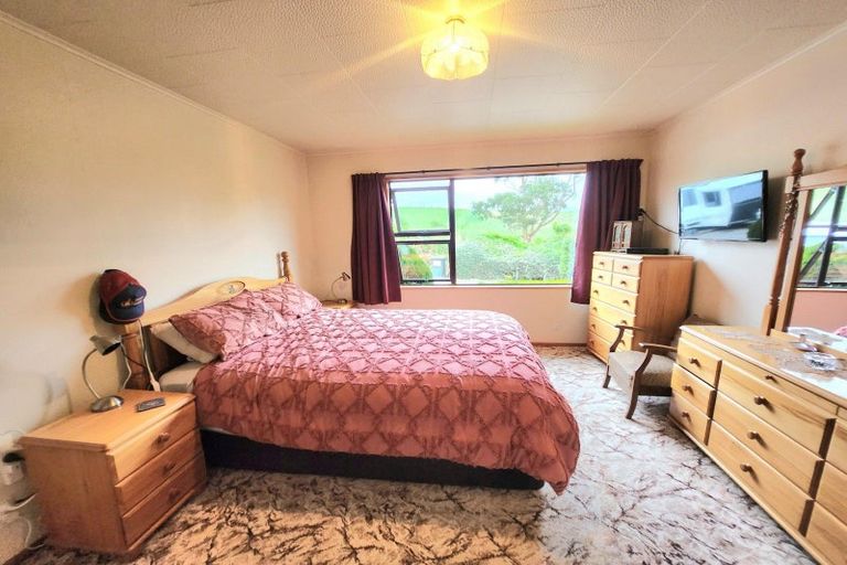Photo of property in 16 Coronation Street, Moeraki, Palmerston, 9482