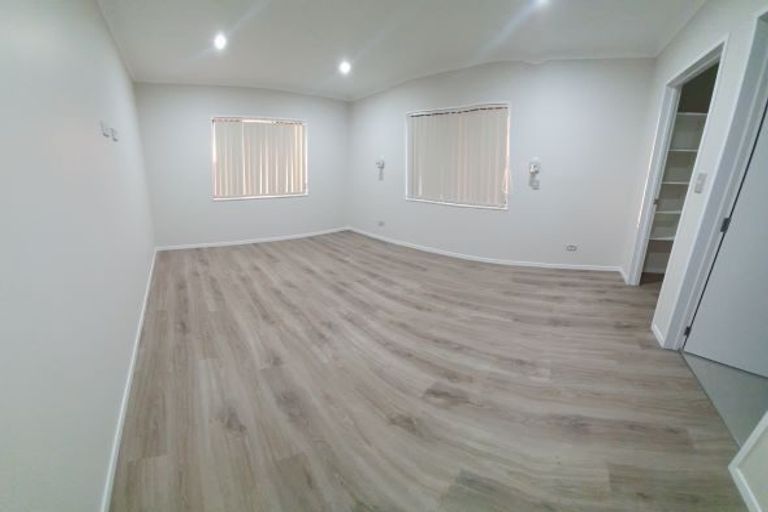 Photo of property in 27 Hoteo Avenue, Papatoetoe, Auckland, 2025