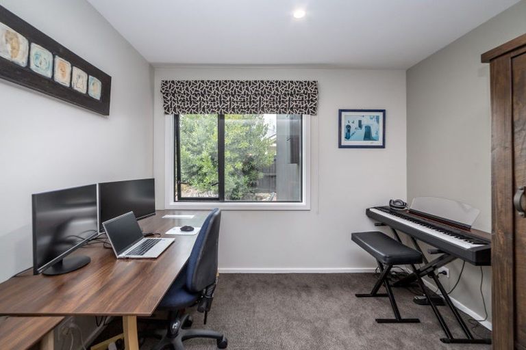 Photo of property in 30 Mcmaster Street, Greytown, 5712