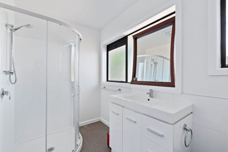 Photo of property in 69 Boston Avenue, Hornby, Christchurch, 8042