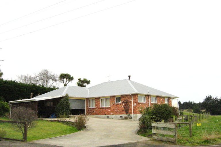 Photo of property in 21 Hill Road, Warrington, Waikouaiti, 9471