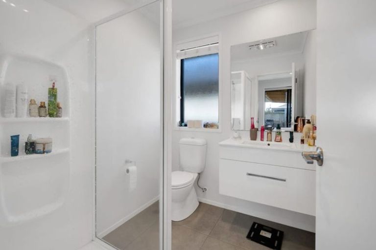 Photo of property in 15 Customhouse Street, Bell Block, New Plymouth, 4312