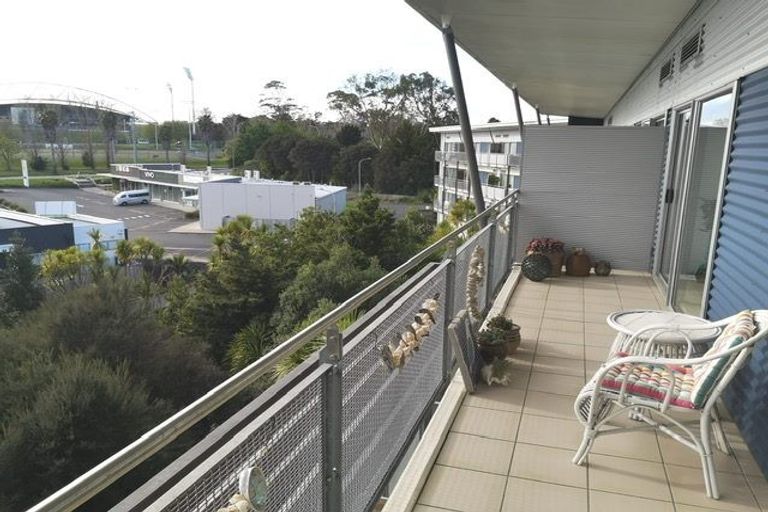 Photo of property in Albany Central, 16a/210 Dairy Flat Highway, Albany, Auckland, 0632