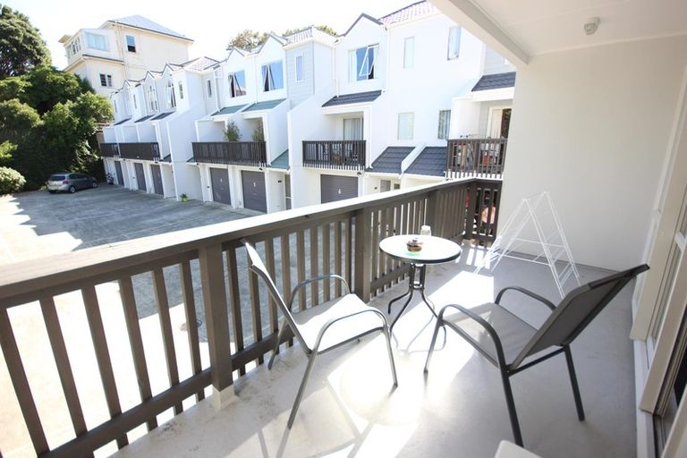 Photo of property in 33u9 Hiropi Street, Newtown, Wellington, 6021