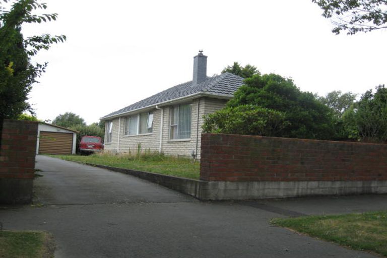 Photo of property in 24 Ballantyne Avenue, Upper Riccarton, Christchurch, 8041