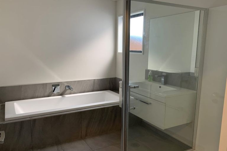 Photo of property in 69 Faringdon Boulevard, Rolleston, 7615