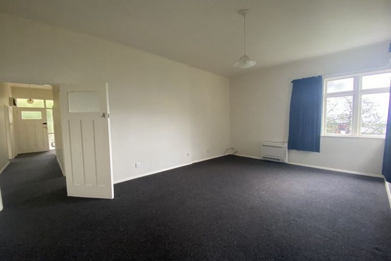 Photo of property in 30 Tiber Street, Island Bay, Wellington, 6023