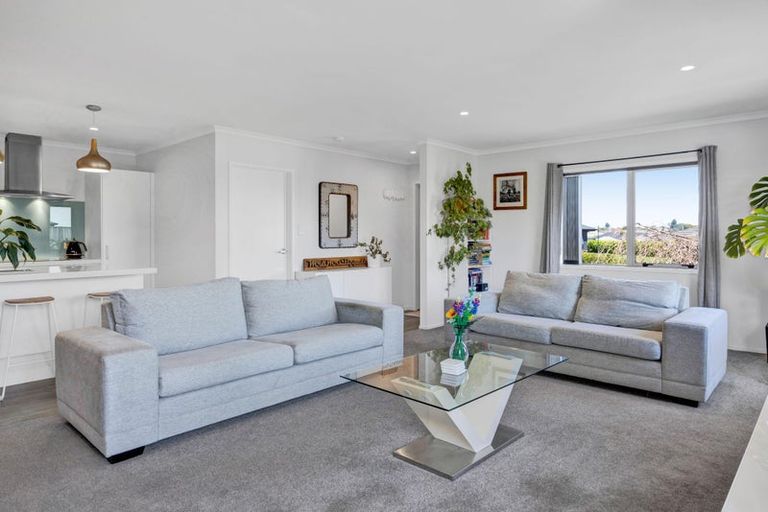 Photo of property in 31 Jules Crescent, Bell Block, New Plymouth, 4312