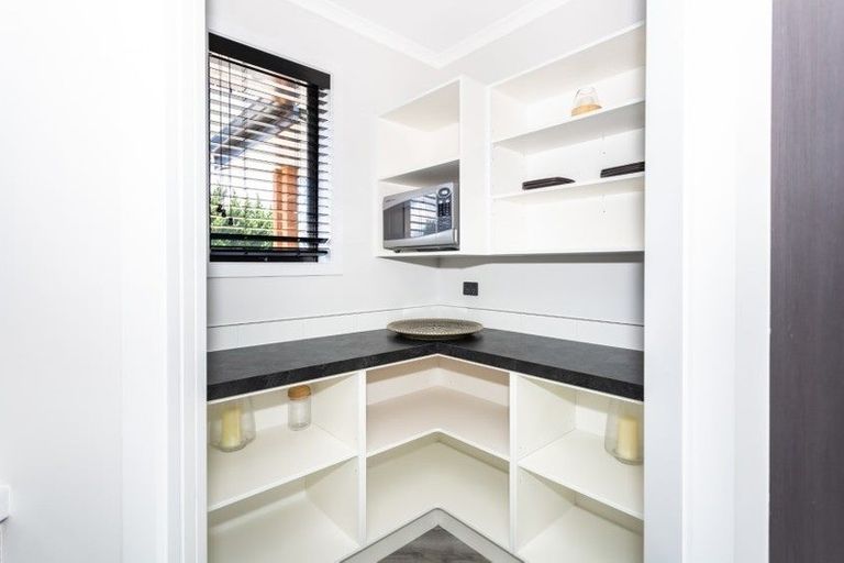 Photo of property in 2 Reuben Avenue, Rolleston, 7615