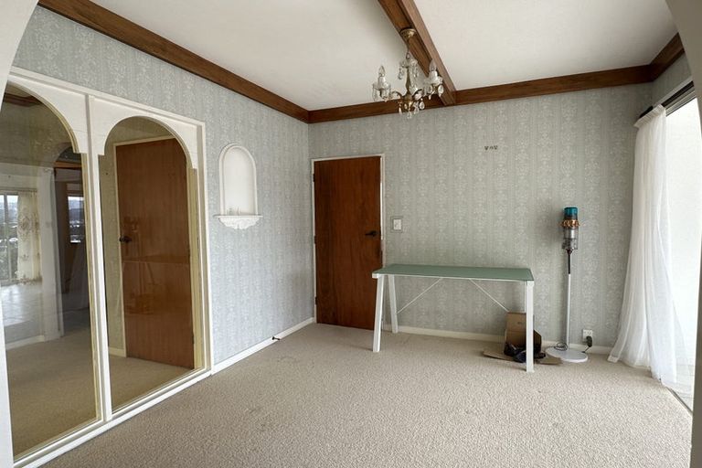 Photo of property in 10 Houston Grove, Miramar, Wellington, 6022