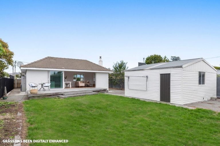 Photo of property in 53 Birchfield Avenue, Dallington, Christchurch, 8061