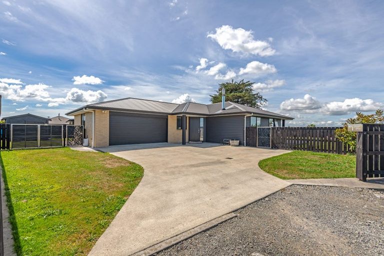 Photo of property in 15 George Street, Bulls, 4818