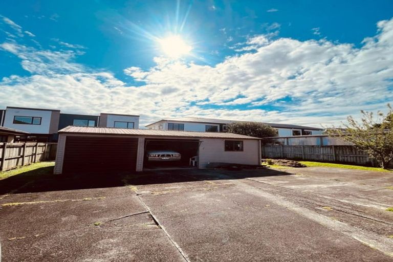 Photo of property in 9 Thomas Road, Mangere, Auckland, 2022