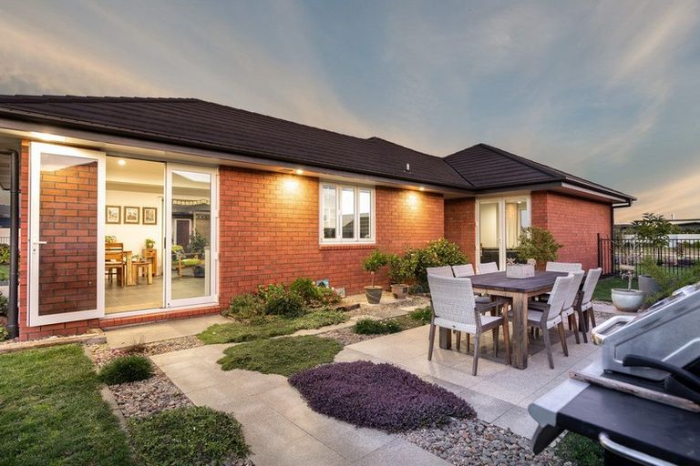 Photo of property in 28 Nikale Street, Cambridge, 3434