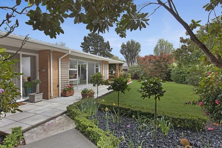 Photo of property in 39 Highfield Place, Avonhead, Christchurch, 8042