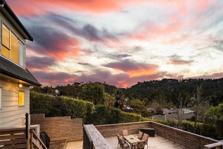 Photo of property in 65 Konini Road, Titirangi, Auckland, 0604