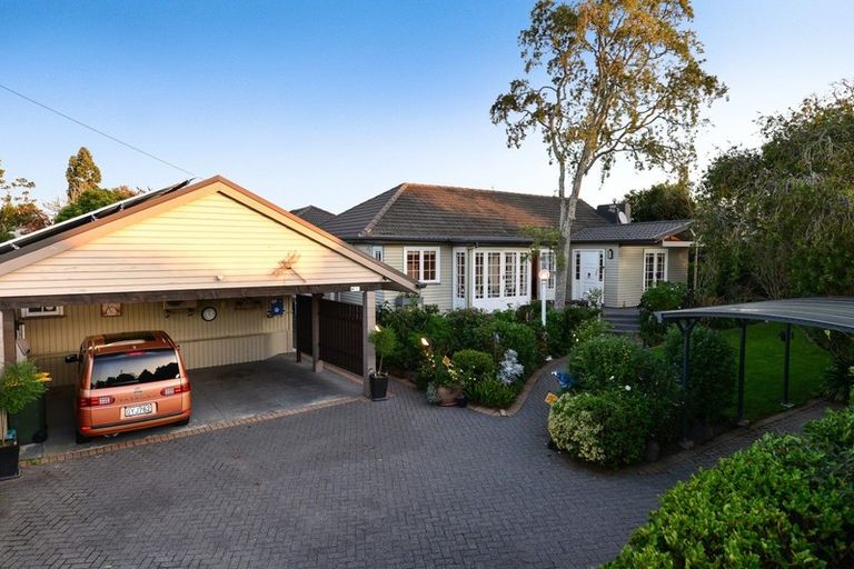 Photo of property in 11 Casey Avenue, Fairfield, Hamilton, 3214