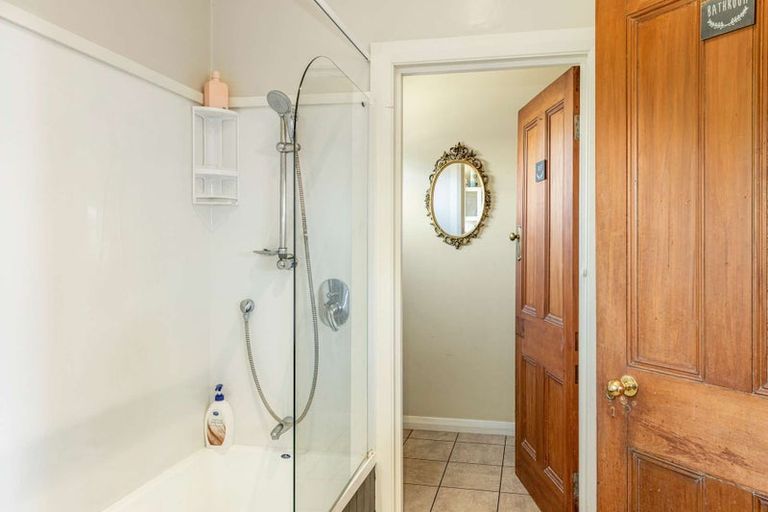 Photo of property in 9 Queen Street, Westport, 7825