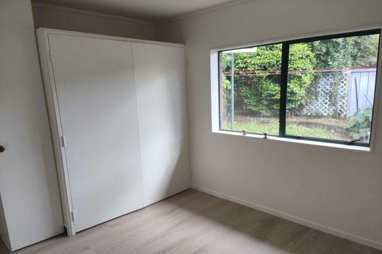 Photo of property in 4 Parker Avenue, New Lynn, Auckland, 0600