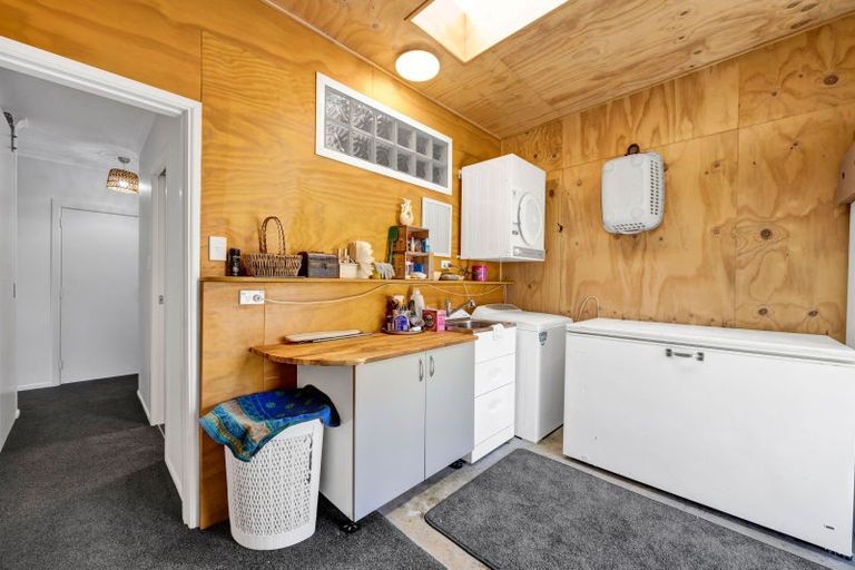 Photo of property in 203b South Road, Spotswood, New Plymouth, 4310