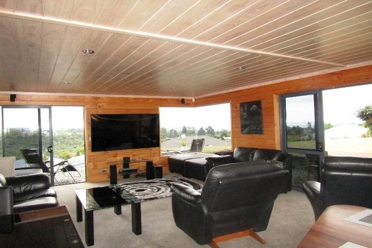 Photo of property in 1/4 Julies Way, Rangatira Park, Taupo, 3330