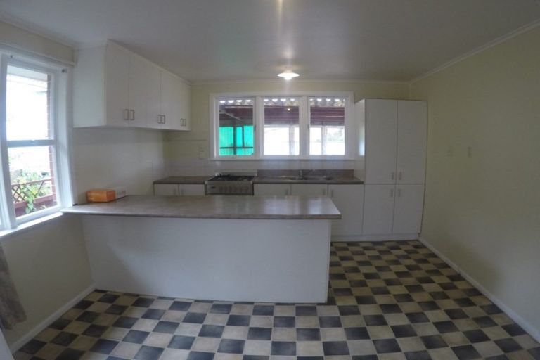 Photo of property in 7 Barbary Avenue, Kelston, Auckland, 0602