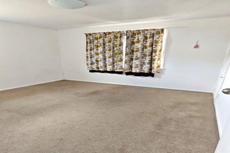 Photo of property in 38 Cutler Street, New Lynn, Auckland, 0600