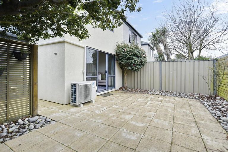 Photo of property in 8/34 Somerset Crescent, Spreydon, Christchurch, 8024