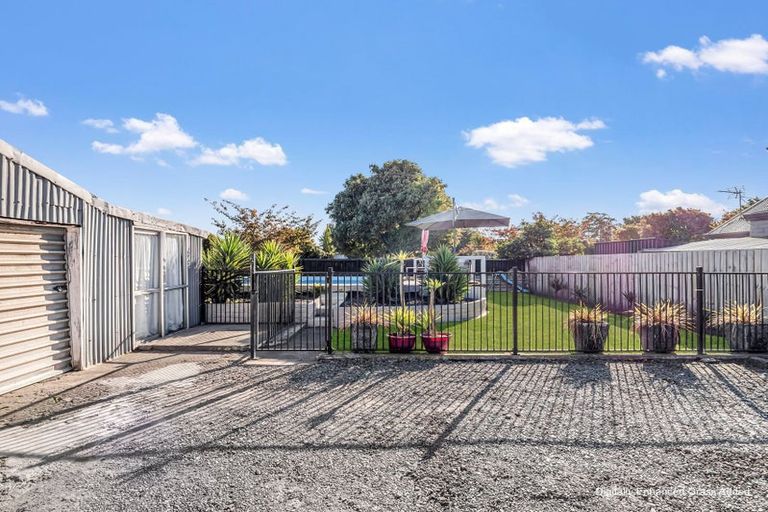 Photo of property in 409 Main Road North, Redwood, Christchurch, 8051