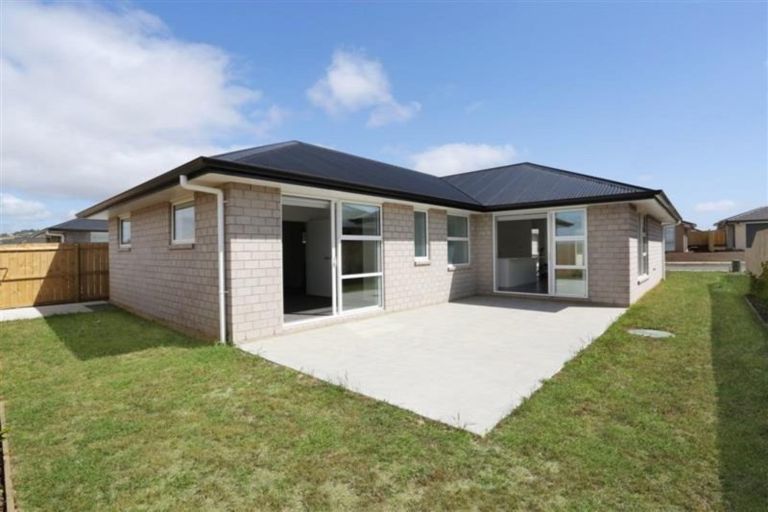 Photo of property in 18 Olivia Road, Pukekohe, 2120