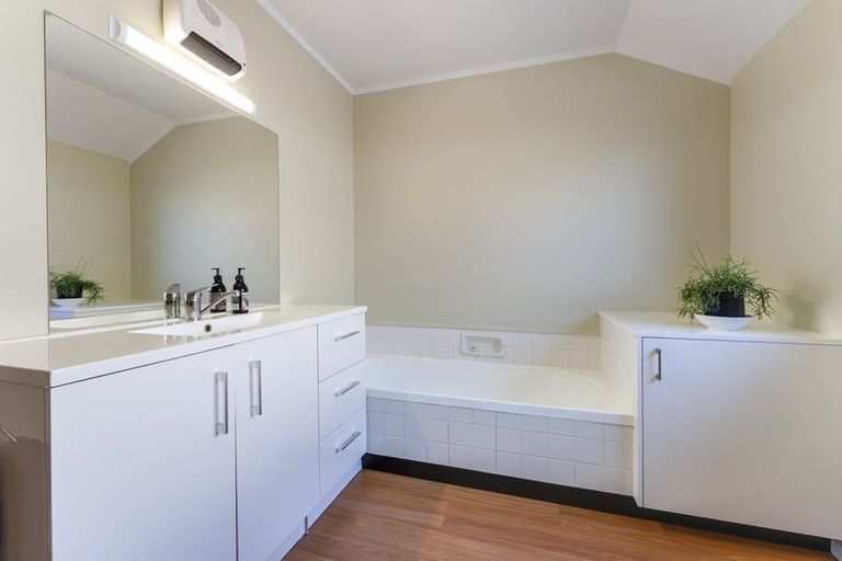 Photo of property in 8a Chisnall Street, Stoke, Nelson, 7011