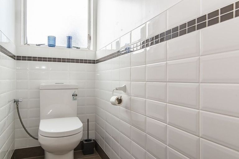 Photo of property in 37 Thimble Lane, Whitby, Porirua, 5024