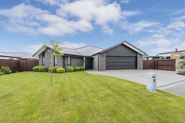 Photo of property in 3 Maurice James Way, Prebbleton, 7604