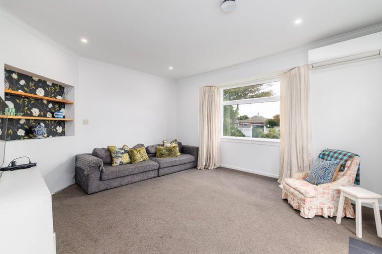 Photo of property in 1/221 Harewood Road, Bishopdale, Christchurch, 8053