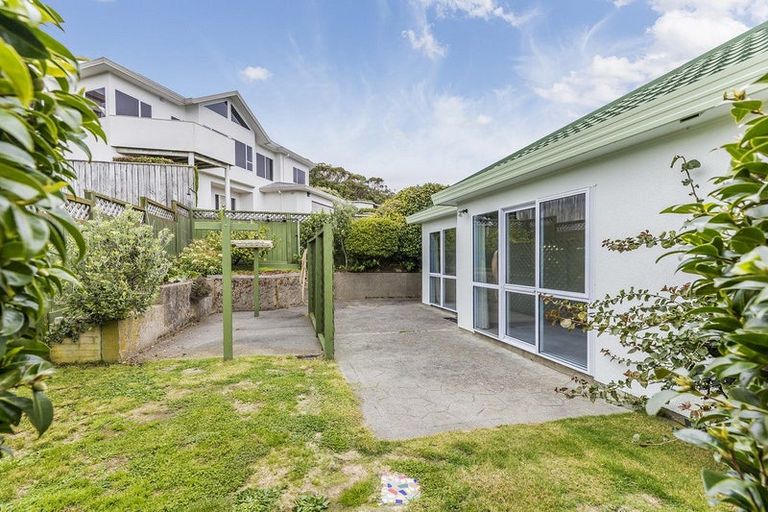 Photo of property in 1 Tombane Terrace, Papakowhai, Porirua, 5024