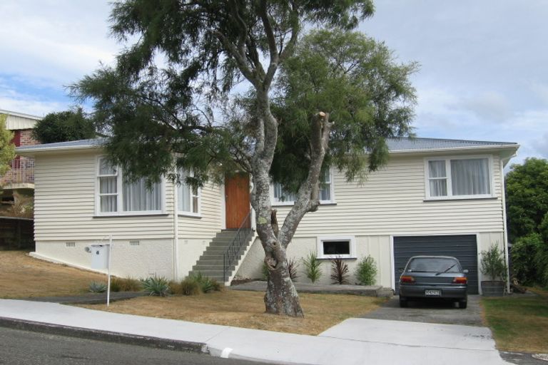 Photo of property in 4 Kukupa Grove, Heretaunga, Upper Hutt, 5018