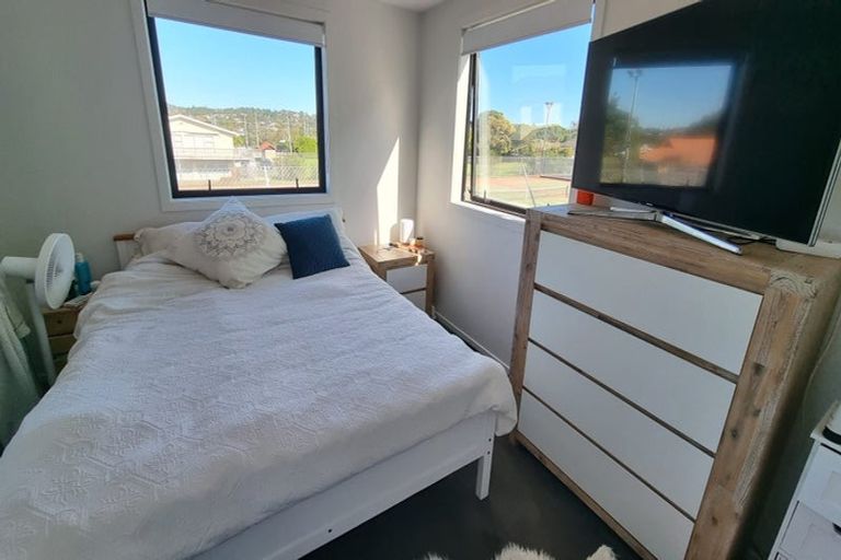 Photo of property in 12/3234 Great North Road, New Lynn, Auckland, 0600