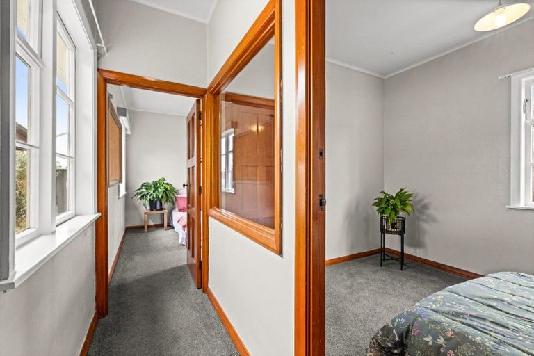 Photo of property in 82 Latham Street, Marewa, Napier, 4110